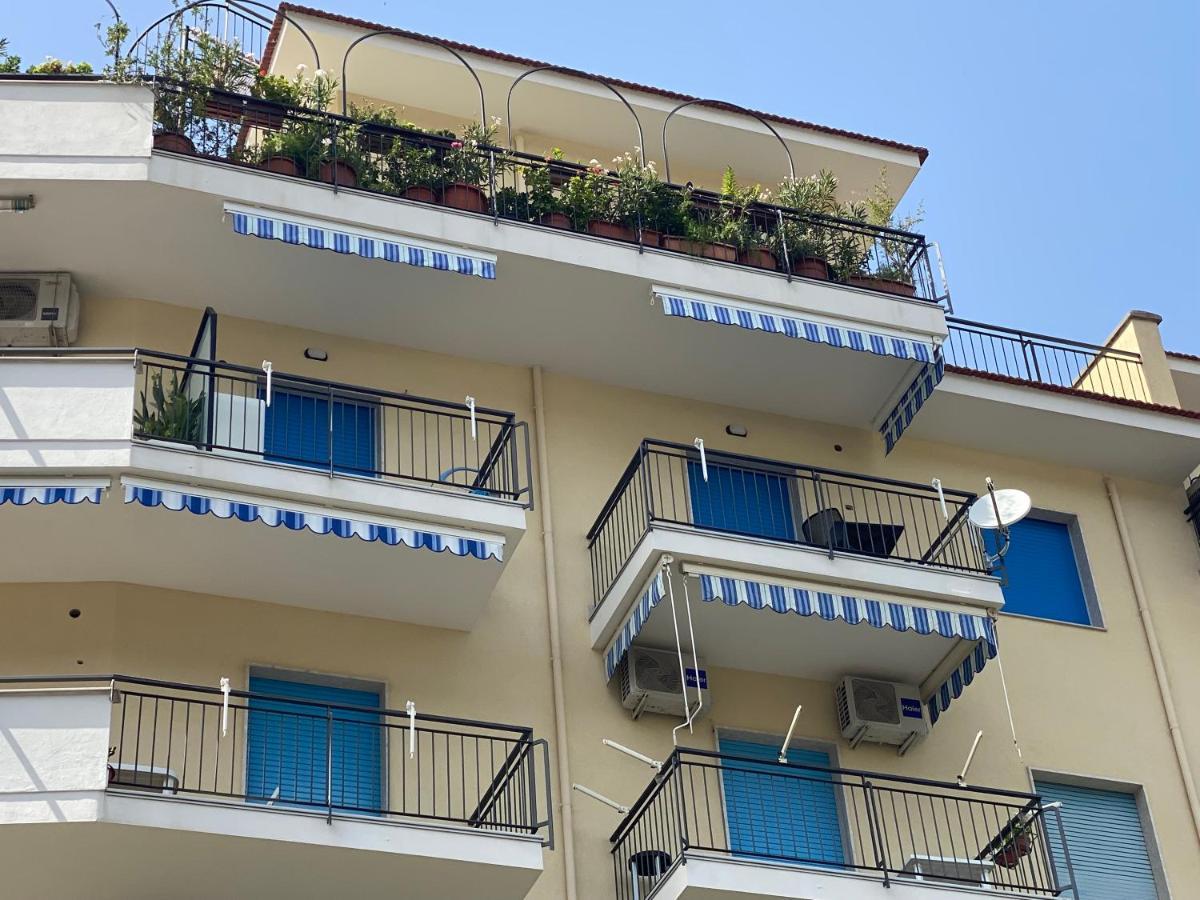 Leukosia Holiday House Sorrento Exterior photo
